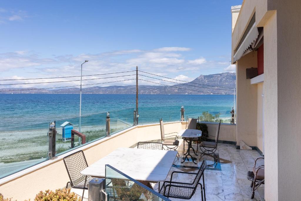 Korithion Apartment | LIVAS Corinth Seaside Family Apartment
