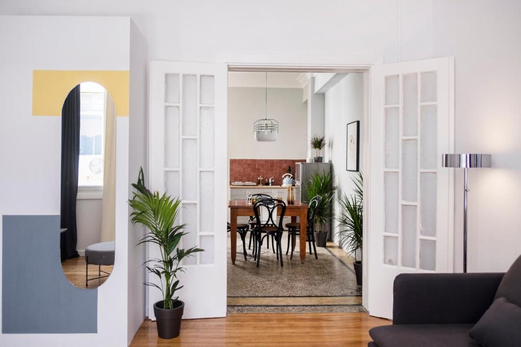 Plaka Apartment | Live Life Ermou