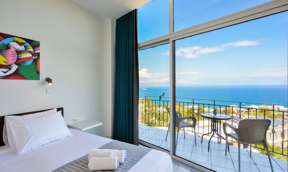 Halepa House | Loucerna Suites Chania
