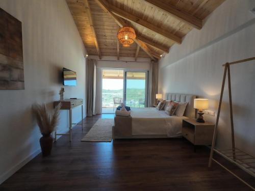 Himare Apartment | Lovely Sea View Apartments & Junior Suites