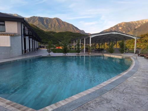 Jala Hotel | Lumi i Bardhe Hotel & Restaurant