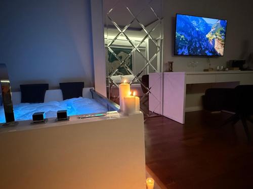 Blloku Apartment | Lunarist Luxury Private Jacuzzi Suites Tirana