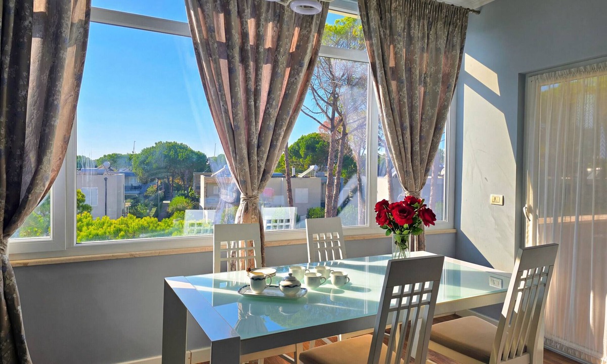Ishem Apartment | Lura 2 Holiday Homes 215