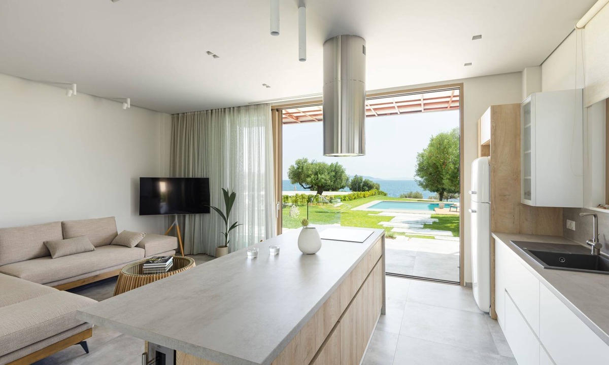 Elia Nikitis Villa | Luria Homes