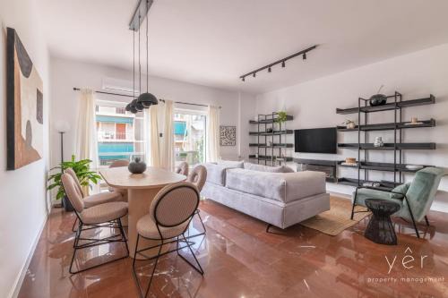 Piraeus Apartment | Luxury Flat w/2Bath - Private Parking @Pasalimani