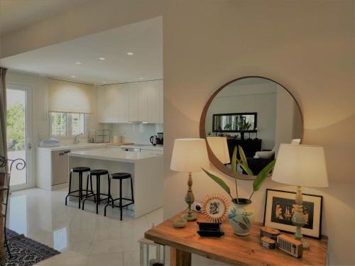 Glyfada Apartment | Luxury Garden Apartment Glyfada