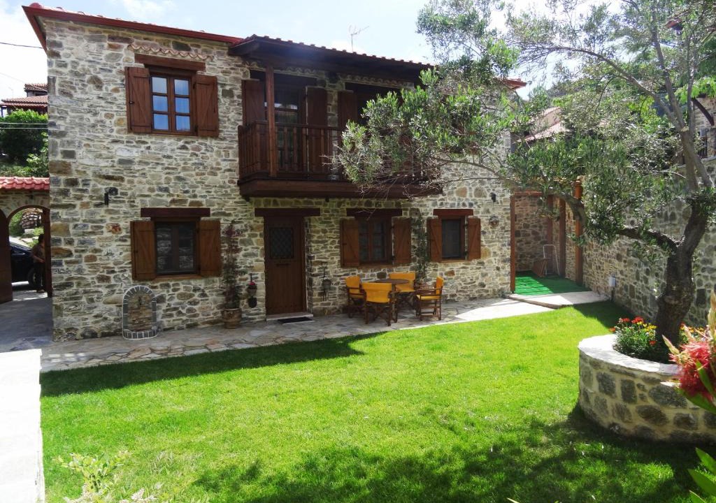 Nikita Villa | Luxury stone villa in Nikiti