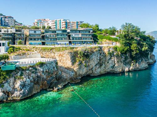 Orikum Apartment | Luxury Villa 2