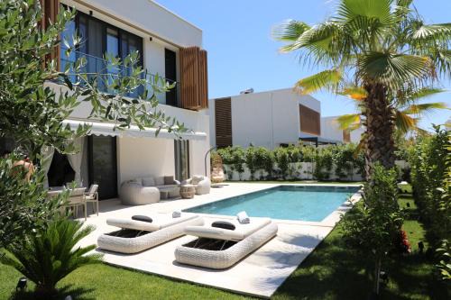 Ishem Villa | Luxury Villa LEVEL