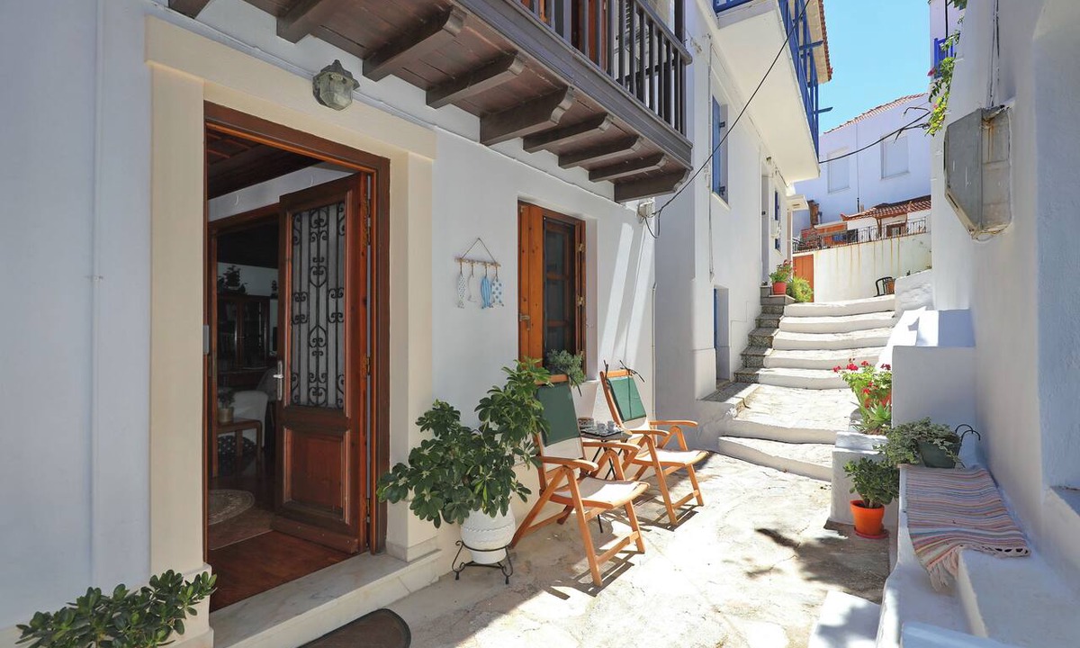 Skopelos House | Magdalini's Holiday Home in Skopelos