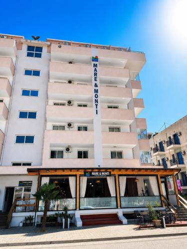 Skataj Hotel | Mare Monti
