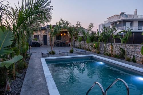 Soroni Villa | Maria - Christina House