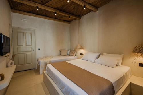Antiparos Hotel | Maria's place boutique hotel