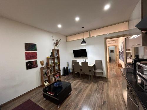 Blloku Apartment | Marias Home in Blloku, Tirana