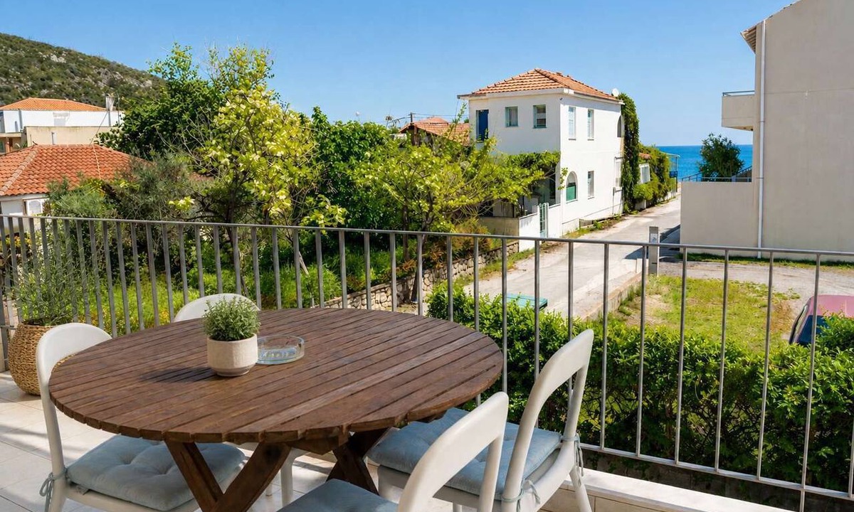 Ayia Anna Apartment | Marilia GuestHouse - Seaside Sea View Stay in Evia