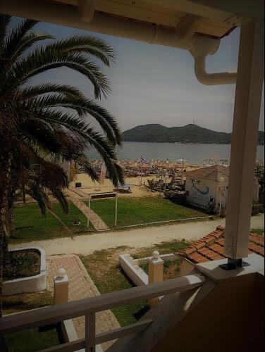 Nea Iraklitsa Hotel | Marinis Boutique Rooms