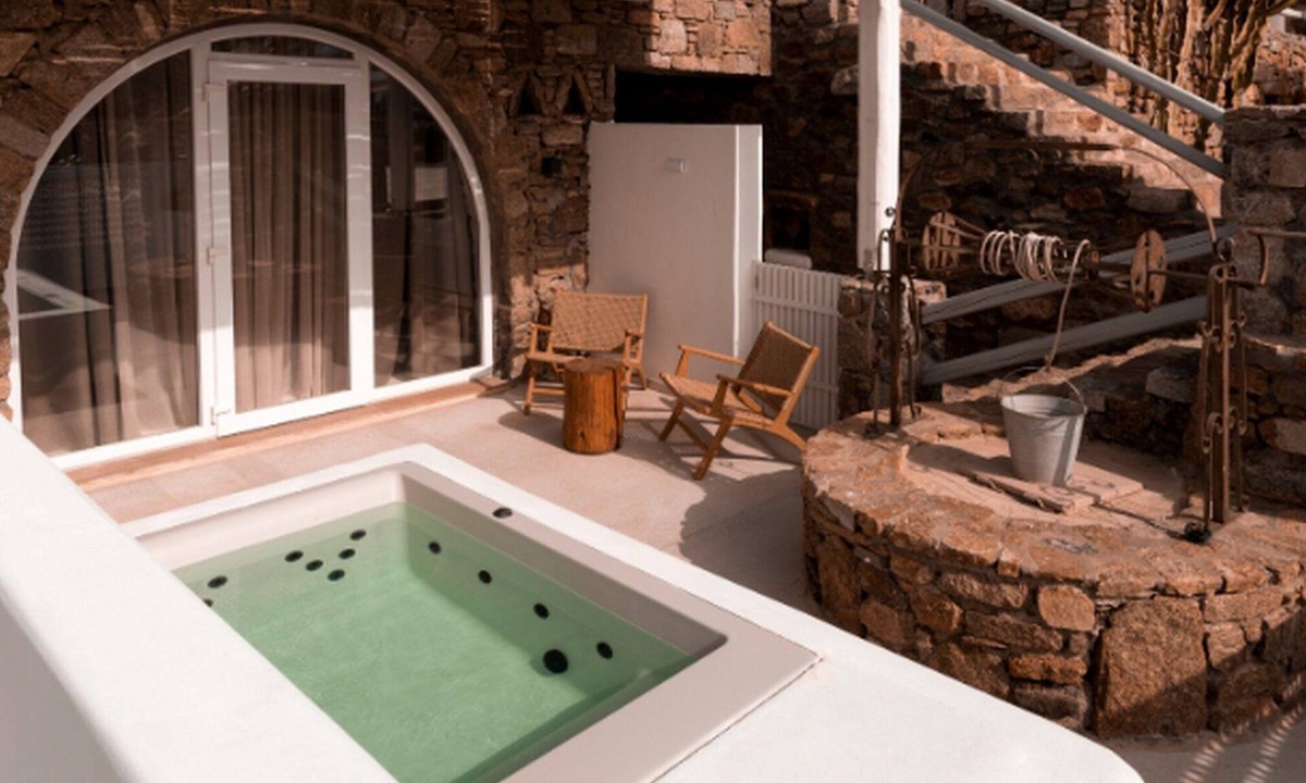 Elia Villa | Masterful Mykonos Villa | Villa Travers | 2 Bedroom Suite