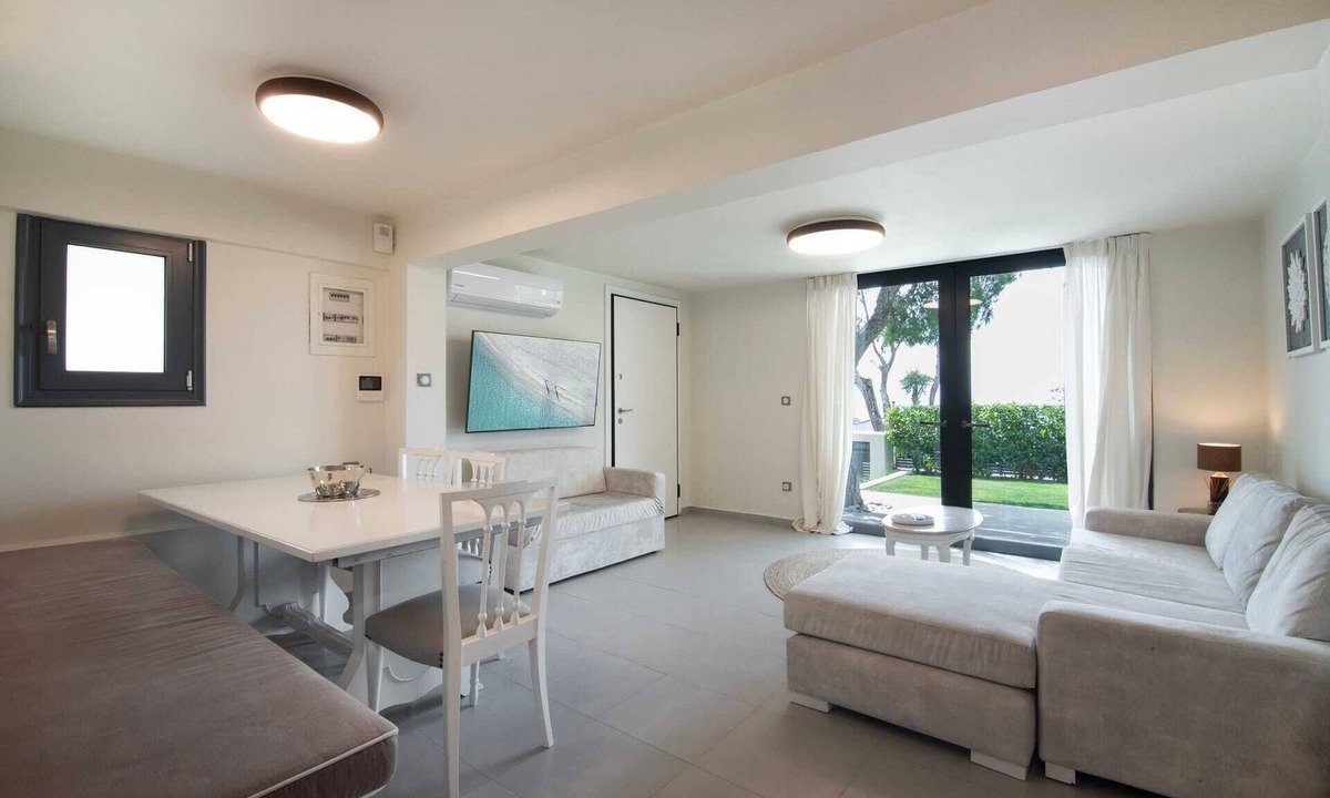 Kontos Cottage | Maya Luxury Suite, Cottage