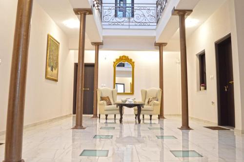 Ermoupoli Apartment | MEGARON
