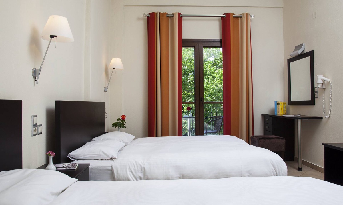 Kastraki Hotel | Meteoritis Hotel