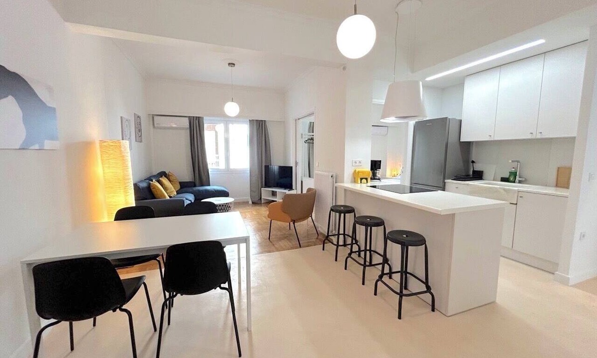 Neapoli Apartment | Modern 2BR Exarchia Apt I Walk to Metro & Museums