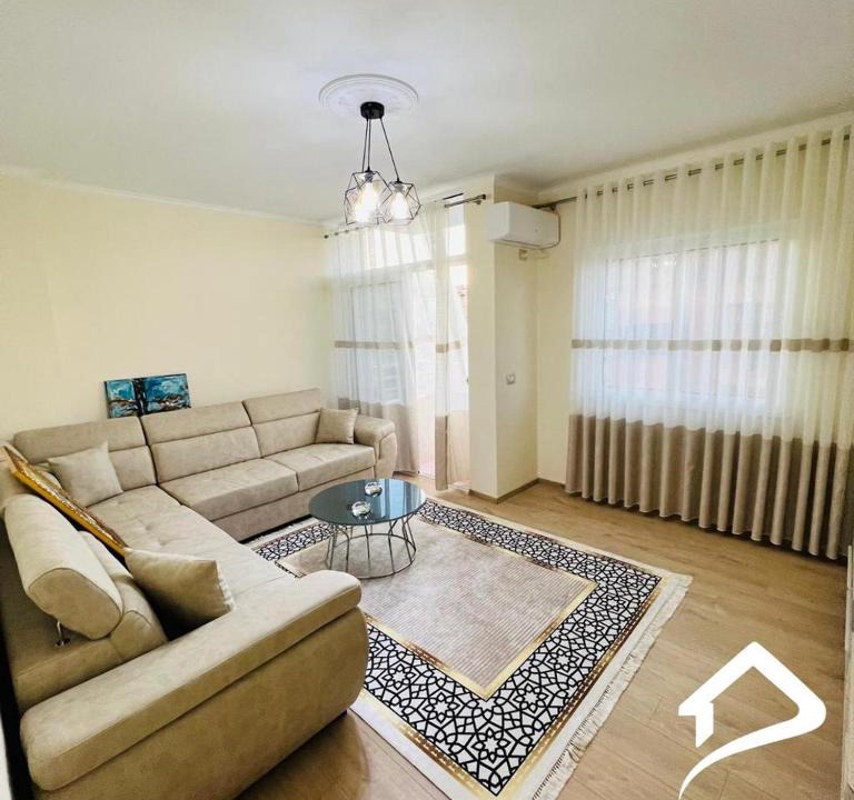 Shkoder Apartment | Modern Apartment in City Center