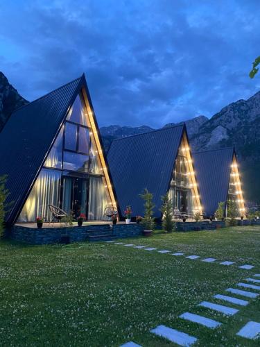 Shale Villa | Monark Villas