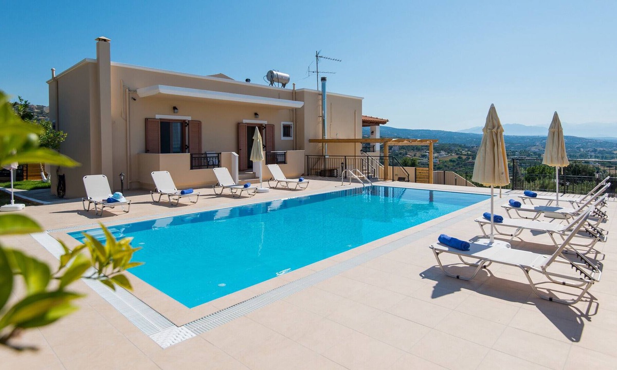 Adelianos Kampos Villa | Mulberry villa,Excellent views,pool, Platanes, Rethymno