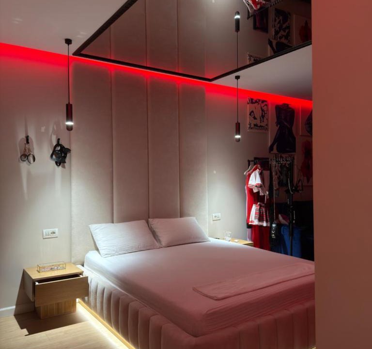 Tirana Hotel | Muret Mistike