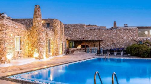 Agios Ioannis Villa | Myrovi Sunset Villa - Sea View & Pool in Kanalia