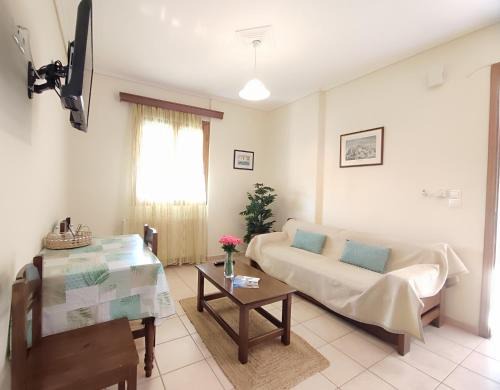 Pirgi Thermis Apartment | Myrstia Apartments