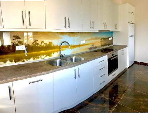 Makri Apartment | Natalie’s House