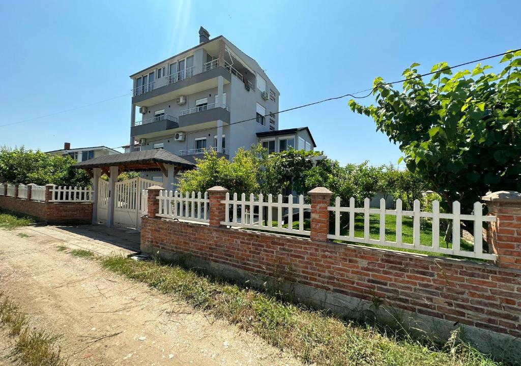 Qerek Apartment | Nature & Sea Escape Spacious Family Villa