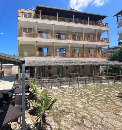 Himare Hotel | Neranxi Apartment & Rooms