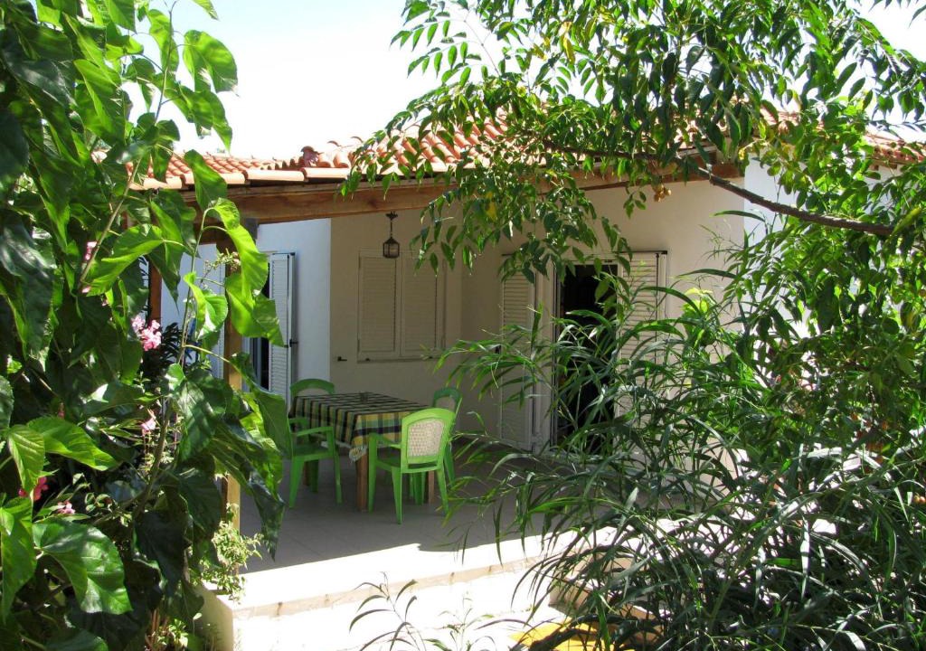 Kakovatos House | NIKOS
