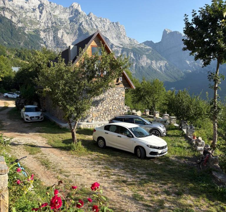 Shale House | Nini Guesthouse Theth