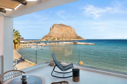 Monemvasia Apartment | Niriis-Castle vista
