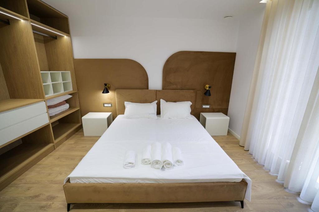 Tirana House | Noni Guesthouse