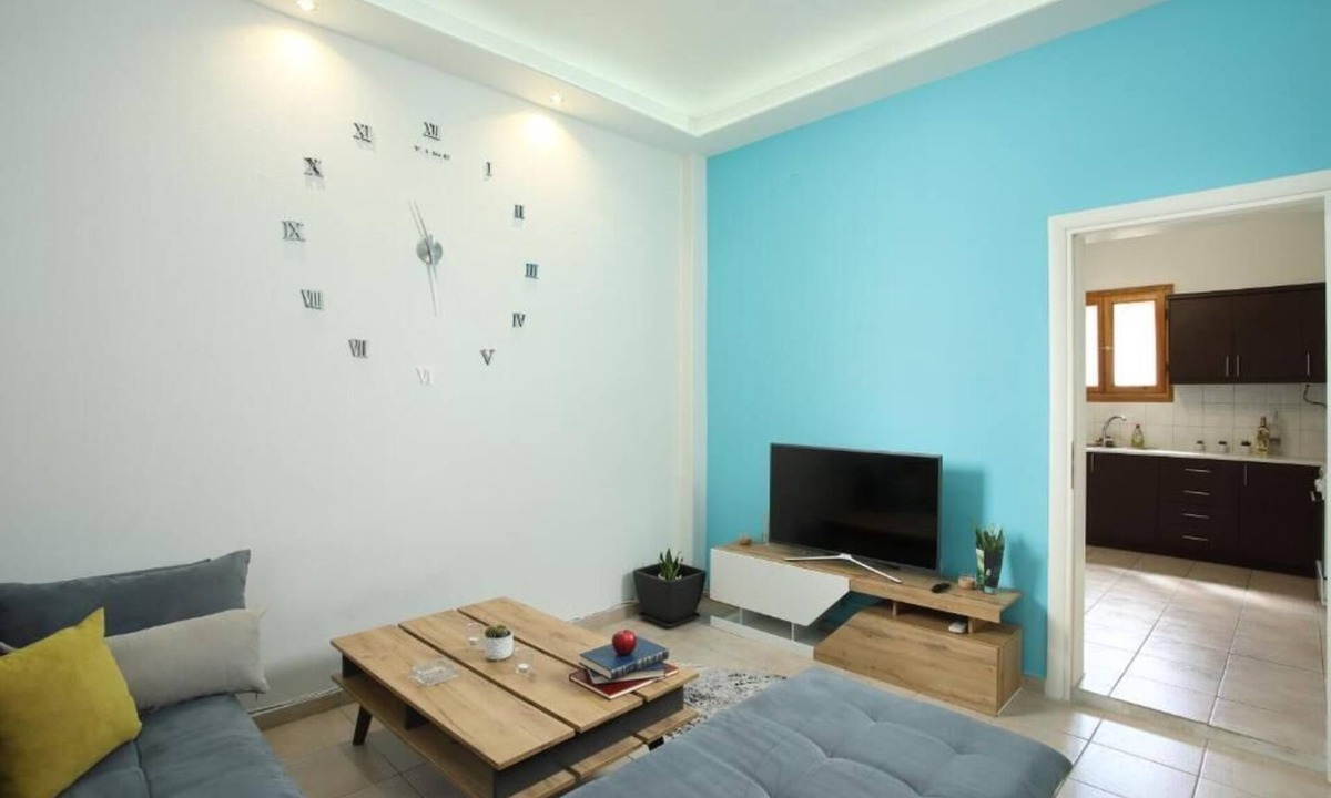 Nikaia-Agios Ioannis Rentis Apartment | Oasis Nest