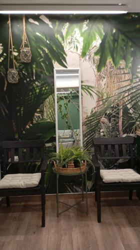 Platia Viktorias Apartment | Oasis in downtown Athens