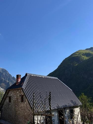 Theth House | Oda Pisha Theth
