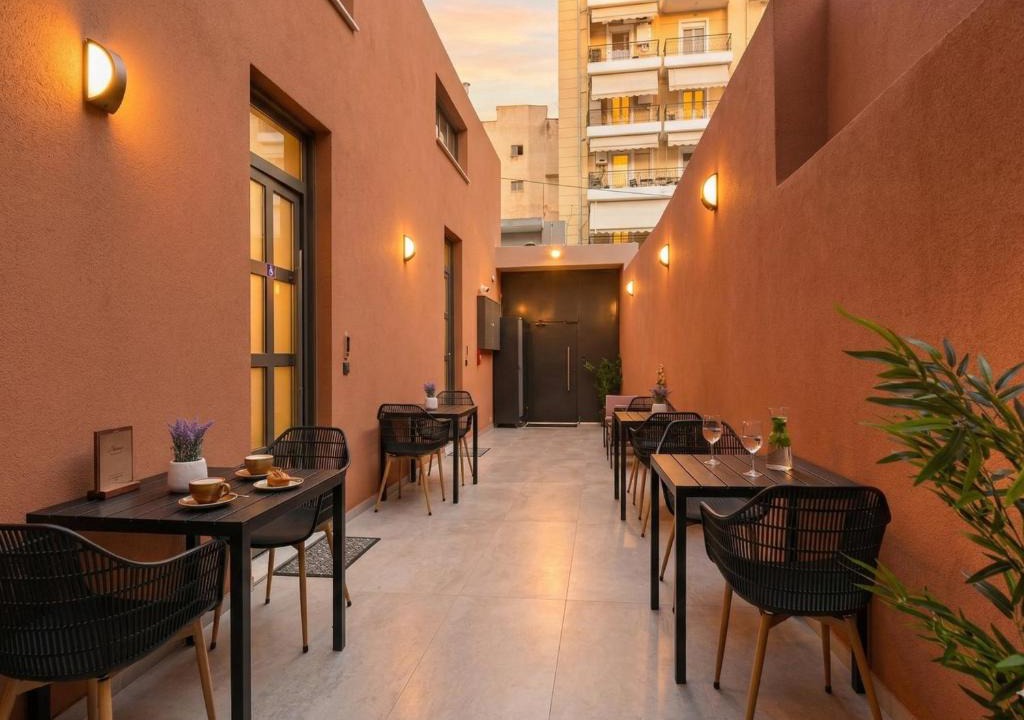 Petralona Apartment | Omian Opal Modern Exclusive Group Stay & Rooftop
