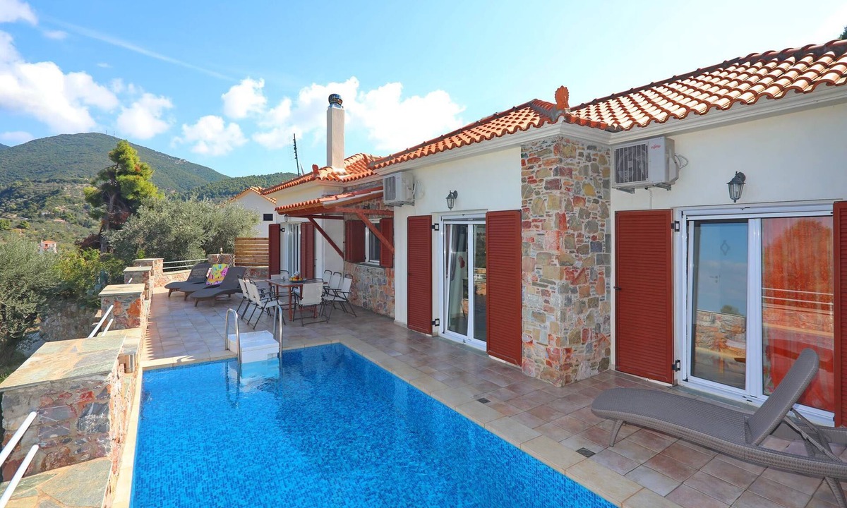 Skopelos Villa | Pablo's Resort