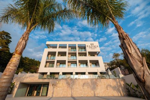Vlore Hotel | Padma Hotel