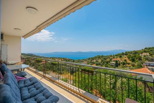 Eretria Apartment | Panorama Eretria Seaview Retreat with Balcony