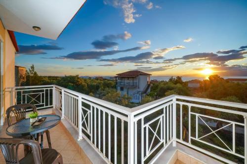 Megalos Prinos Apartment | Panoramic View House