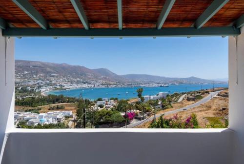 Krotiri Villa | Parikia Cove Mansion
