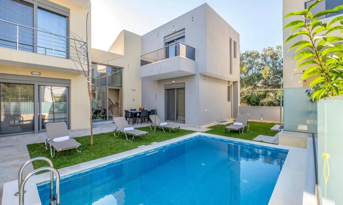 Daratsos Villa | Park View and near the Sea Villa with Private Pool