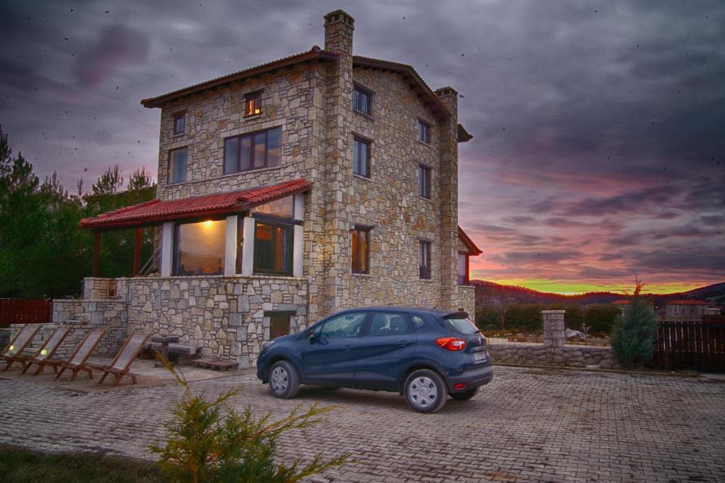 Kato Pedina House | Parnassos Ski Chalet