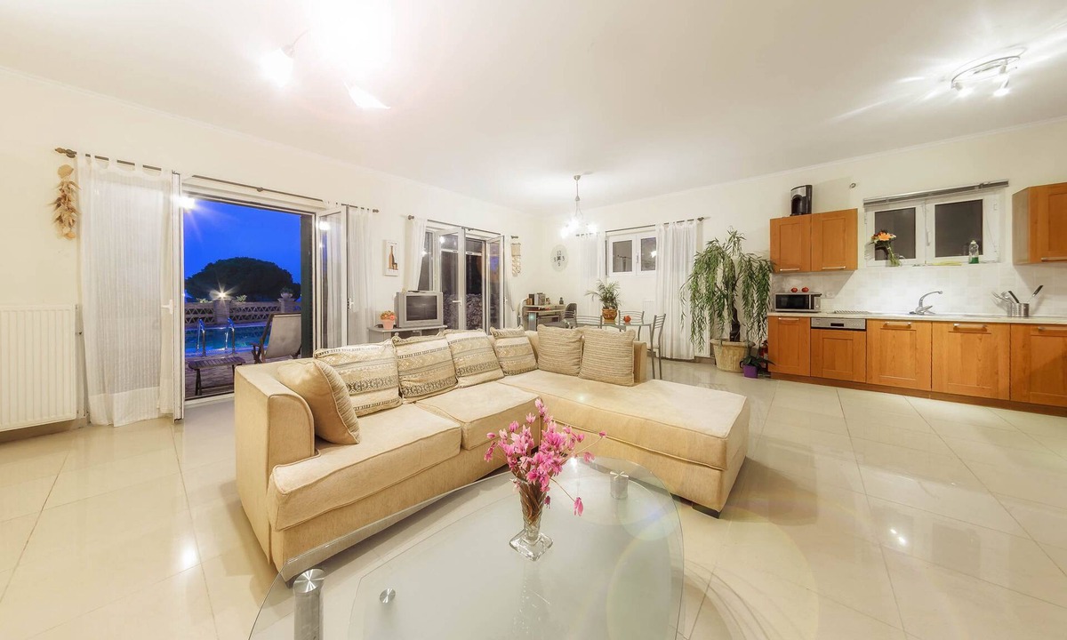 Akrotiri House | Parys Villas
